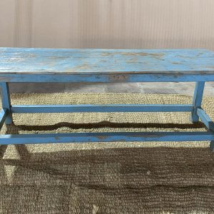23A5 lage tafel Indian blue